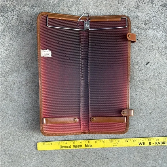 Vintage Brown Leather Men's Tie Holder - Picture 5 of 9